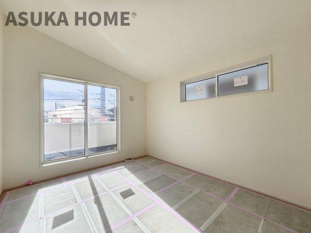 旭区中沢３丁目全2期戸建の洋室|家族一人ひとりの大切なプライベート空間の居室。家具の配置のご相談は是非お任せください。