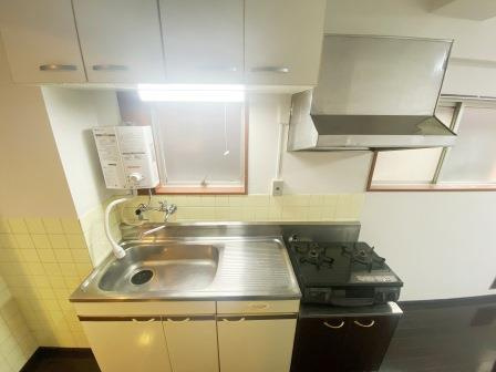 バンビ白山第4ビルのキッチン