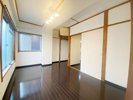 バンビ白山第4ビルの寝室