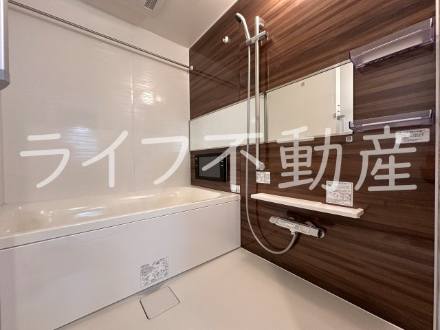 プレジオ森河内ASIANの浴室