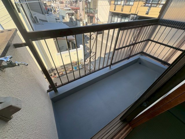 西難波町２丁目テラスのバルコニー