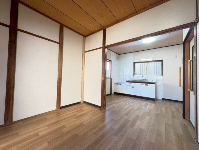 西難波町２丁目テラスの居間・リビング