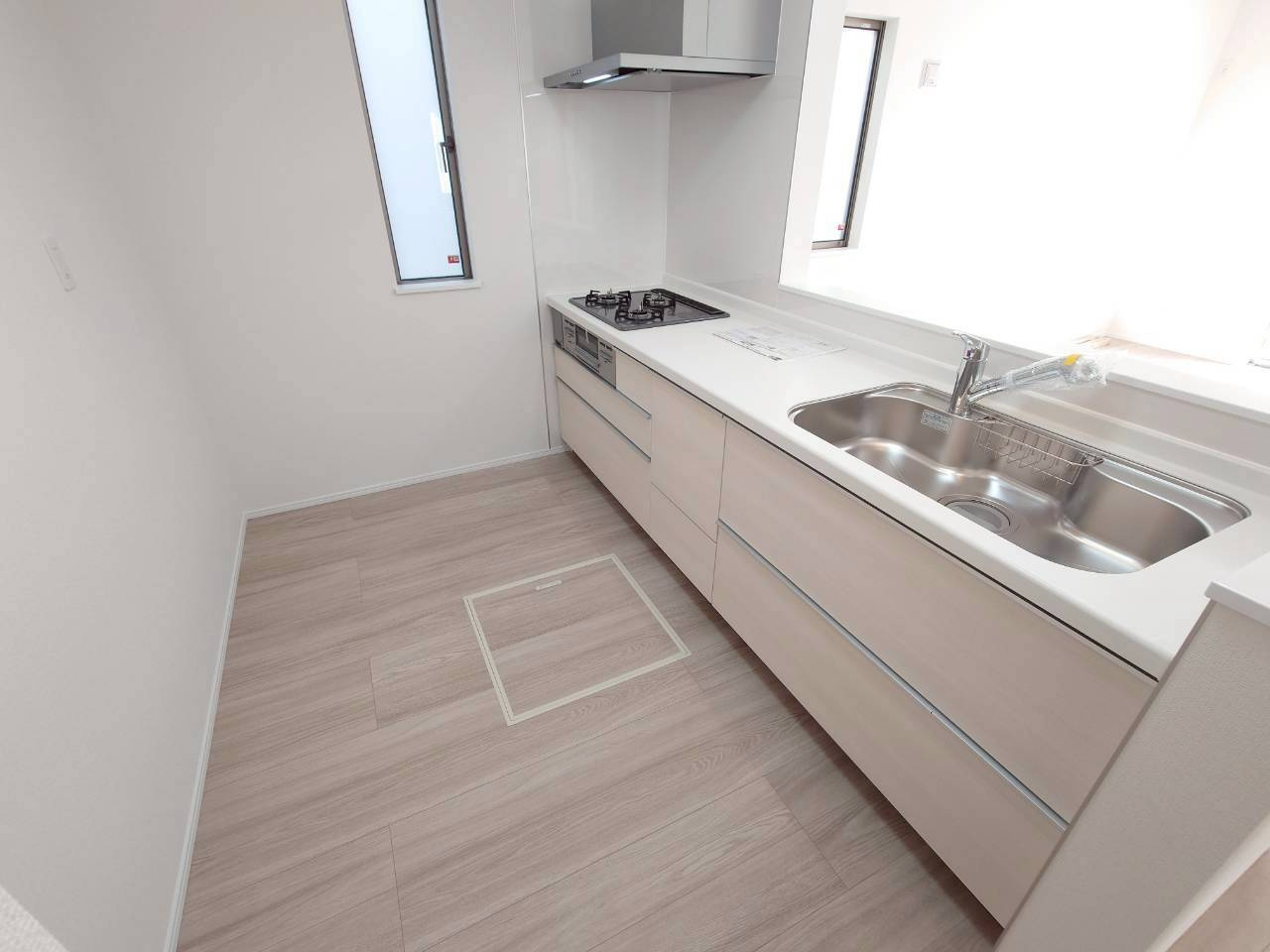 ＋＋八重瀬町安里－C号棟（全３棟）のキッチン|【※参考画像※】