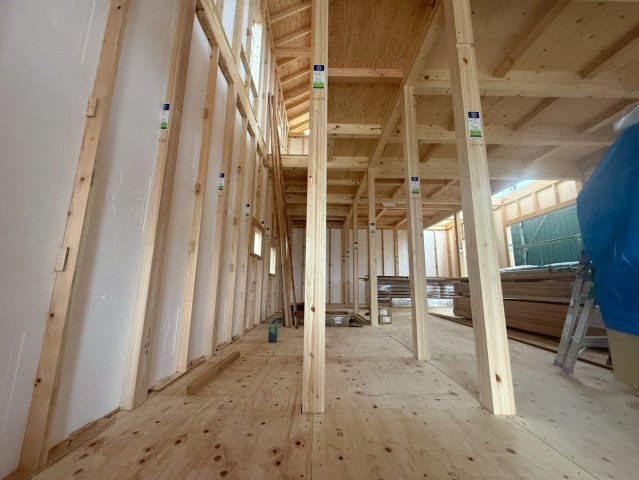 ＋＋八重瀬町安里－C号棟（全３棟）の外観|現地撮影2月　建築中　5月完成予定