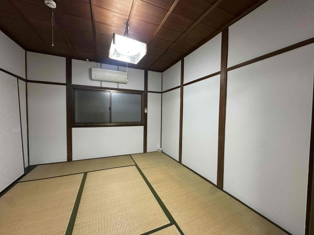 谷口文化の内装