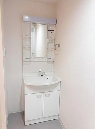 LUMEED志村坂上の独立洗面台