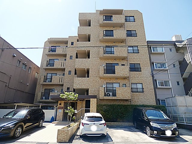 ランドマーク・一社