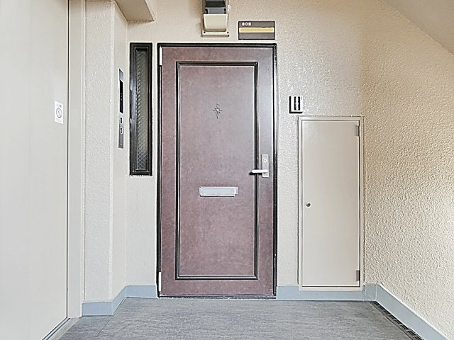 ランドマーク・一社の玄関