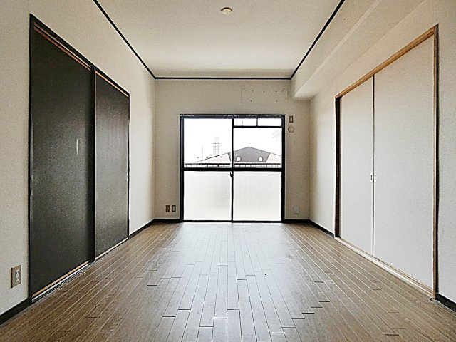 ランドマーク・一社の居間・リビング|ゆったりとした居間です