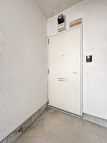 クレール延珠　南棟の玄関|ゆったりとした玄関です