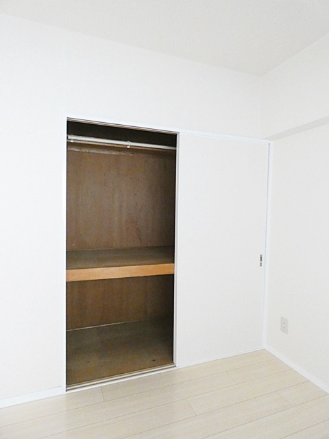 扶桑ハイツ１の収納|こまごまとしたものを収納できそうですね