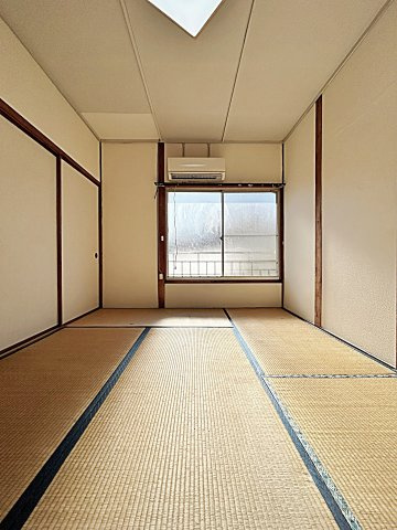 前田荘の居間・リビング|居間です