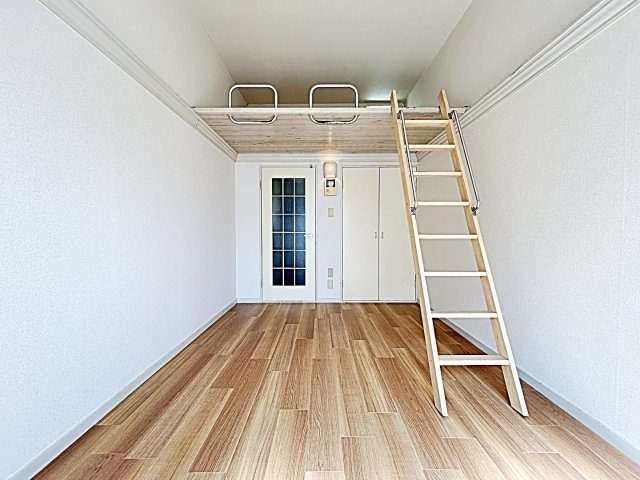 レオパレス陸前の居間・リビング|使いやすい居間です