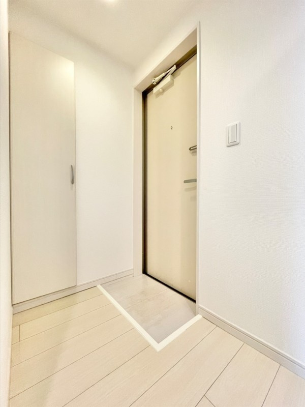 Ｌａ　ｆｏｒｔｅの玄関|収納もある玄関です