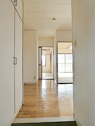 肥後ビルの居間・リビング|使いやすい居間です