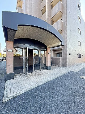 グランハートのエントランス|ゆとりのあるエントランスです