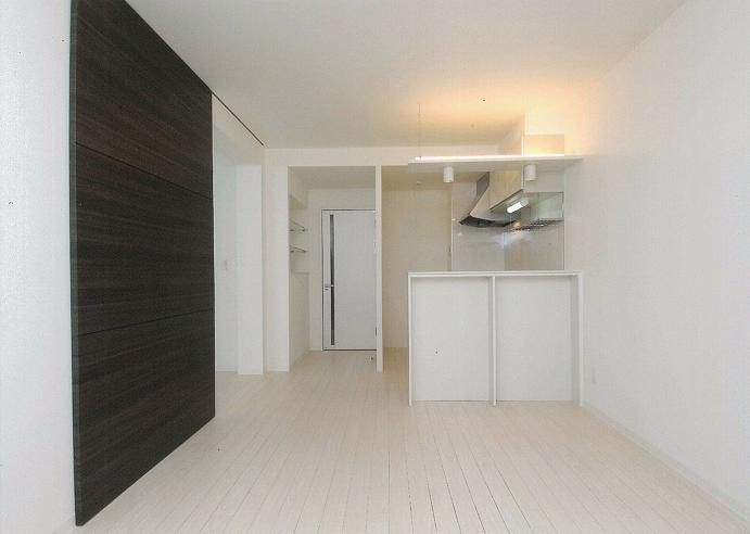 ビアンコルーチェの居間・リビング