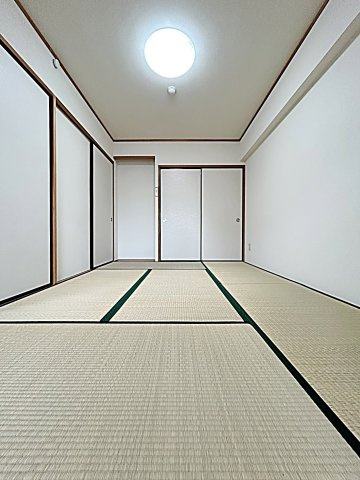 エスペランサⅡの寝室|落ち着いて過ごせるお部屋なので、寝室にいかがでしょうか