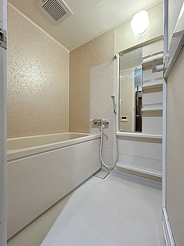 エスペランサⅡの浴室|コンパクトで使いやすいお風呂です