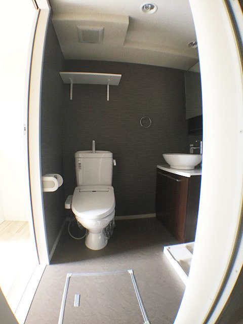 Ｈａｕｓ　Ｒｕｈｅ　高畑の洗面所|ゆったりとスペースのある洗面所