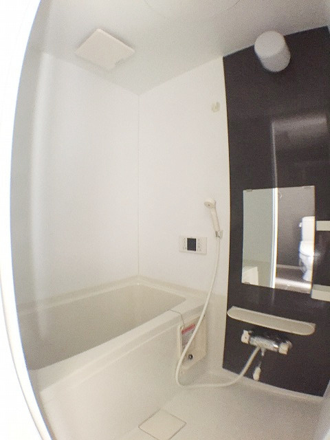 Ｈａｕｓ　Ｒｕｈｅ　高畑の浴室|ゆったり過ごせるお風呂です