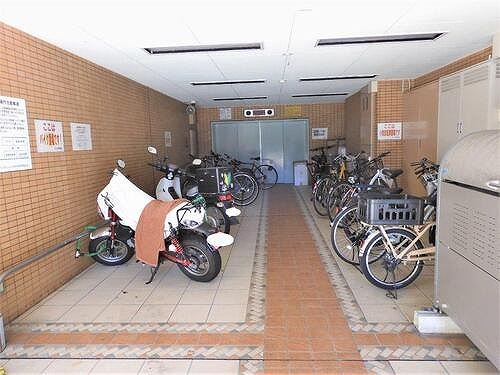 ライオンズマンション丸の内第５のその他|駐輪場