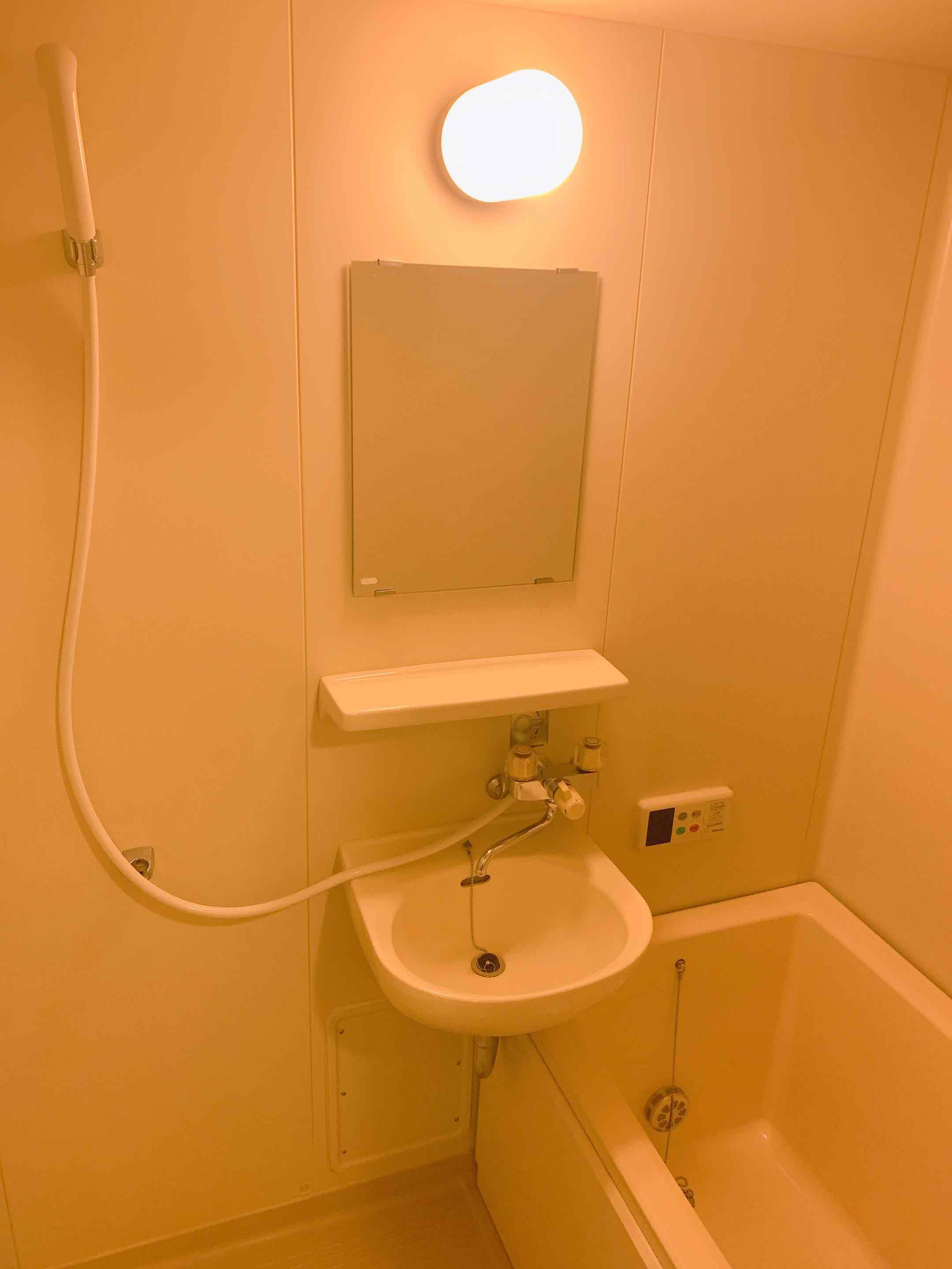 アーバンドエル杁中の洗面所|脱衣スペースもあります