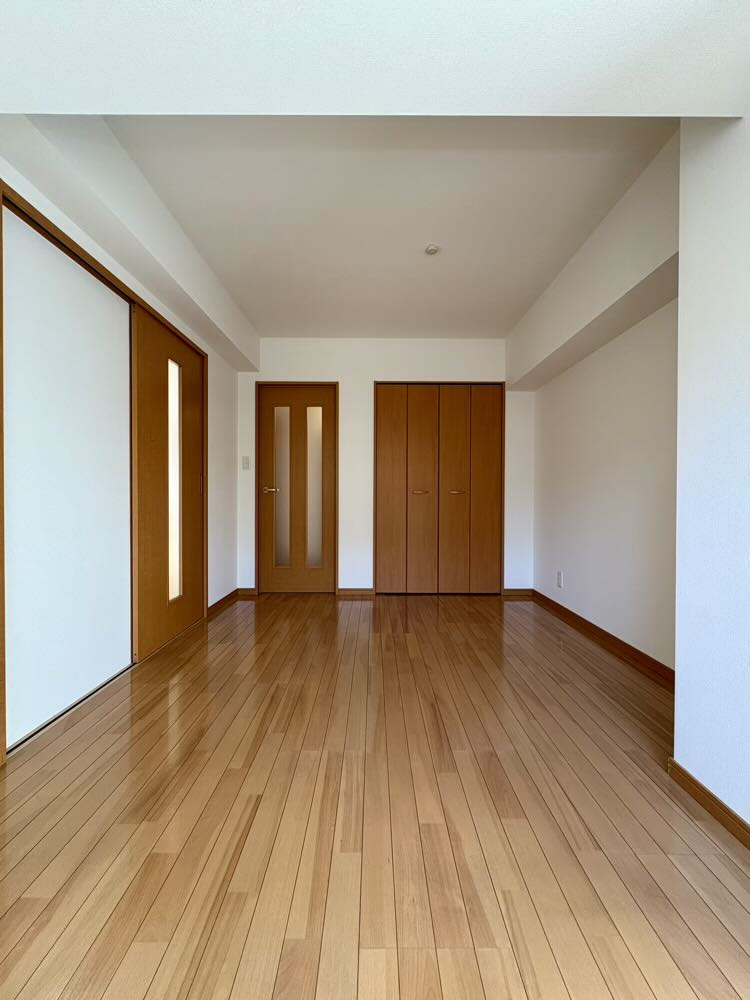 ユタカマンションの洋室|使い勝手のいい洋室です