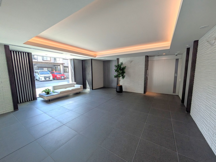 シティハウス名駅那古野のロビー|毎日通るロビーはこのようになっています