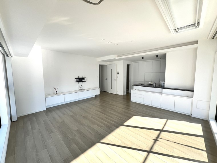 シティハウス名駅那古野の寝室|落ち着いた色調の寝室です