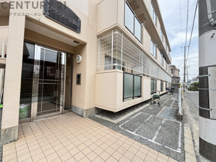 グランメール園田のエントランス