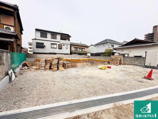 姫路市伊伝居　第2期　新築一戸建ての前面道路含む現地写真|周辺は落ち着いた街並みの住宅地！子育てがしやすい住環境です！まだ未完成ですが、現地でしかわからない事もございます。是非一度ご覧ください。