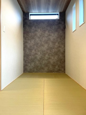 和光市白子1丁目　築浅×美築×注文住宅　あおぞら邸宅の和室|現代の暮らしにアップデートした和室の魅力♪心落ち着く空間です♪