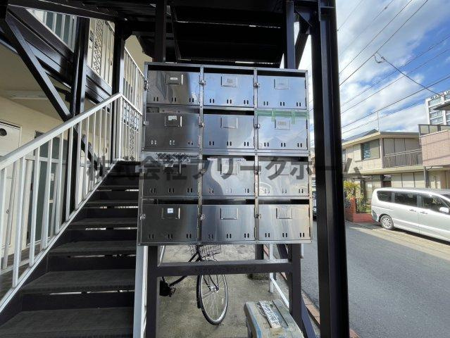 武蔵野市境５丁目の賃貸マンションのロビー