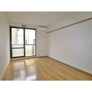 サンシャイン菅野の寝室