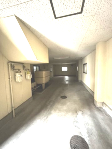 2世帯仕様戸建：港区港晴３丁目の駐車場