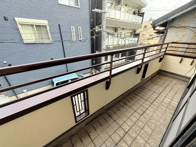 安立３丁目　中古戸建てのバルコニー