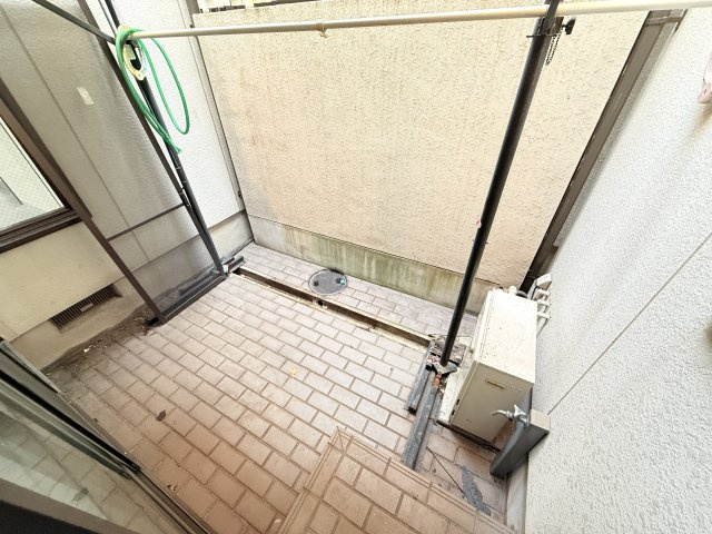 安立３丁目　中古戸建てのバルコニー