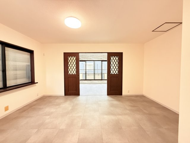安立３丁目　中古戸建ての洋室
