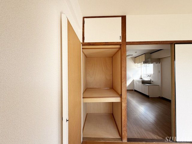 前田マンションの収納|洋室の箪笥です☆
