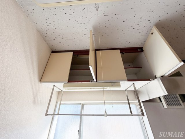 前田マンションの収納|キッチン上収納です☆
