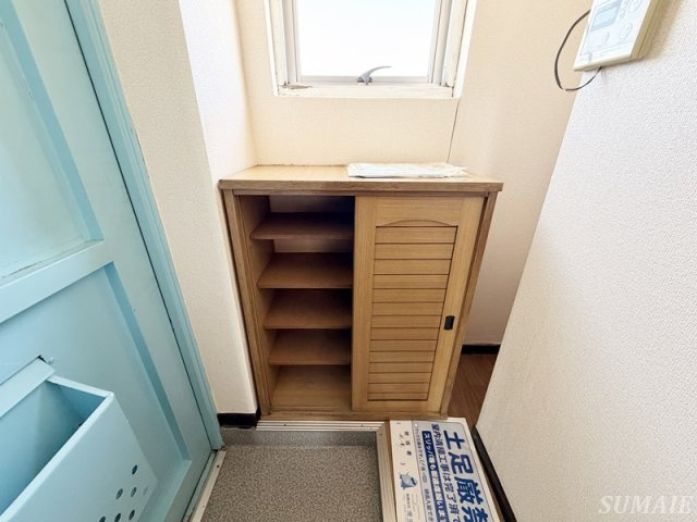 前田マンションの収納|シューズボックスです☆