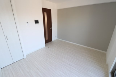 【寝室】 | エグゼ大阪城イースト