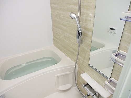 クレール姫路Ⅱの浴室