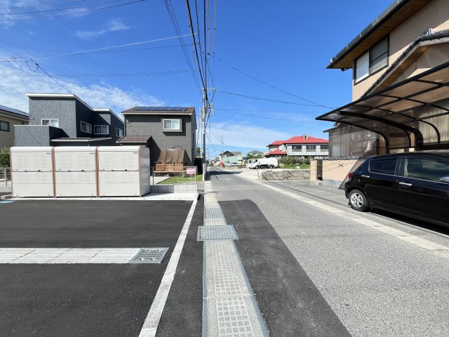 ラクードシャＢの周辺