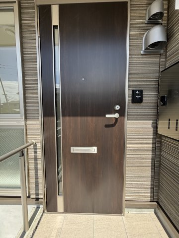 ラクードシャＢの玄関