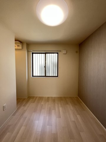 ラクードシャＢの洋室