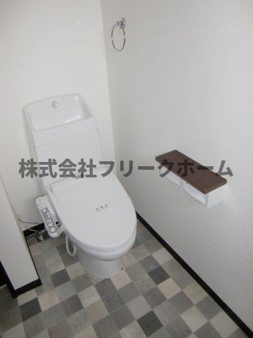 武蔵野市境１丁目のアパートのトイレ