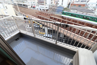 【バルコニー】 | ヴィラナリー関目