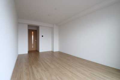 【居間・リビング】 | ヴィラナリー関目